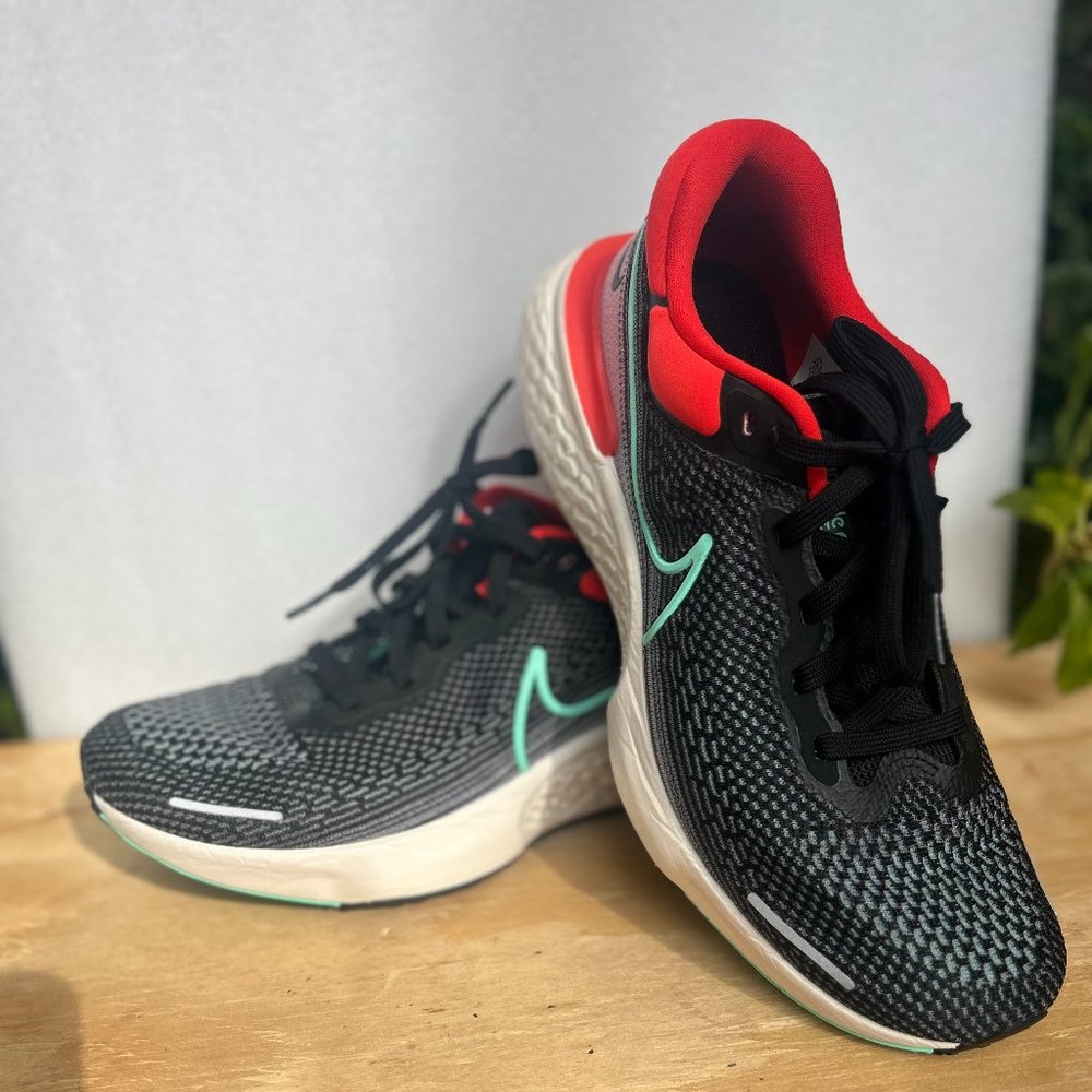 NIKE ZOOMX INVINCIBLE RUN FLYKNIT ~ THE ORIGINAL